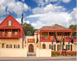 St Augustine with Pirates and Treasure Museum